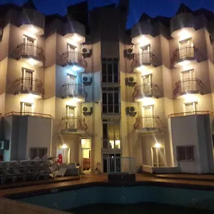 Apart Otel Avlu 4